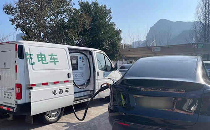 阿拉善盟汽车搭电